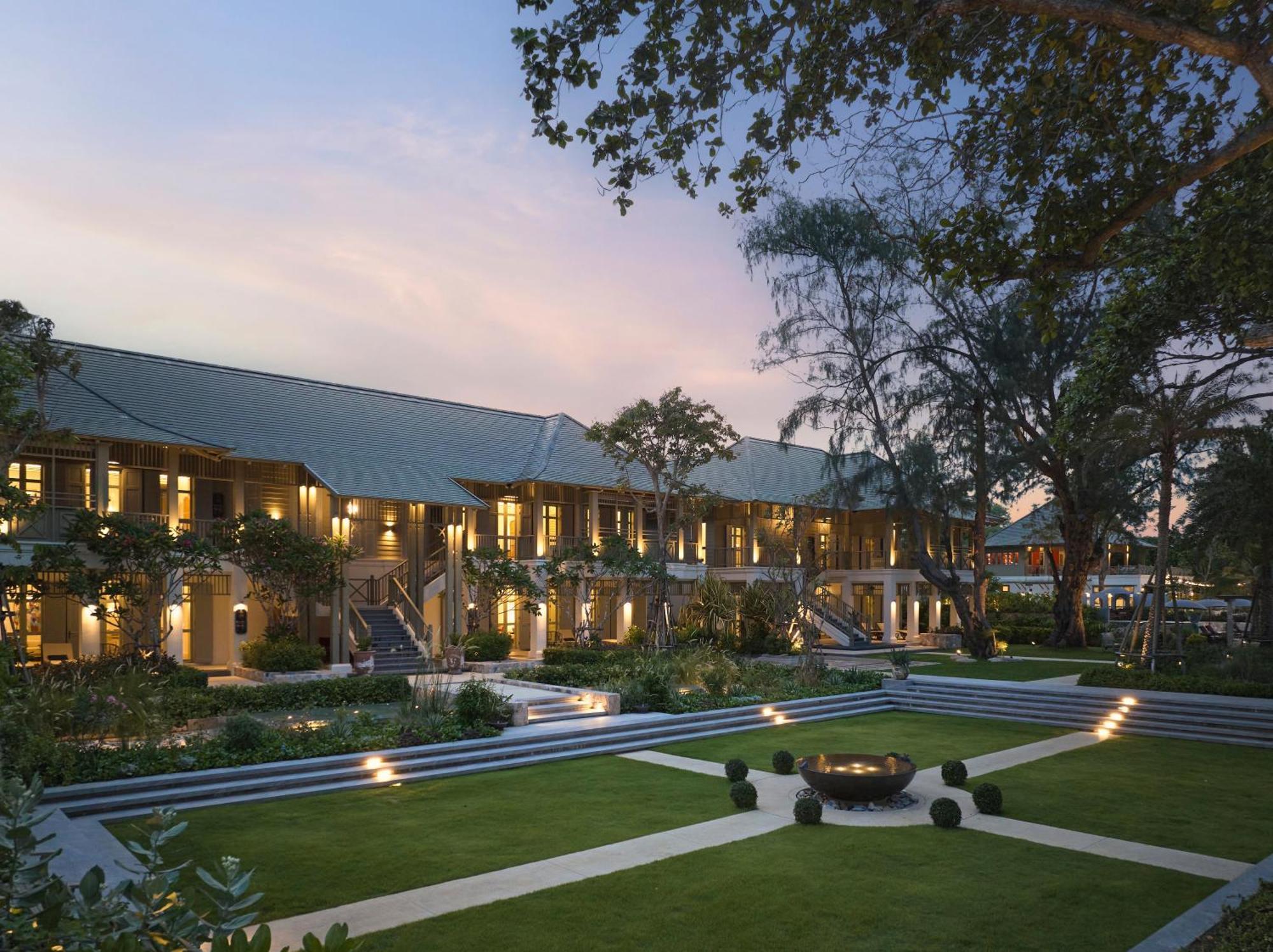 Charras Bhawan Hotel And Residences Hua Hin Dış mekan fotoğraf