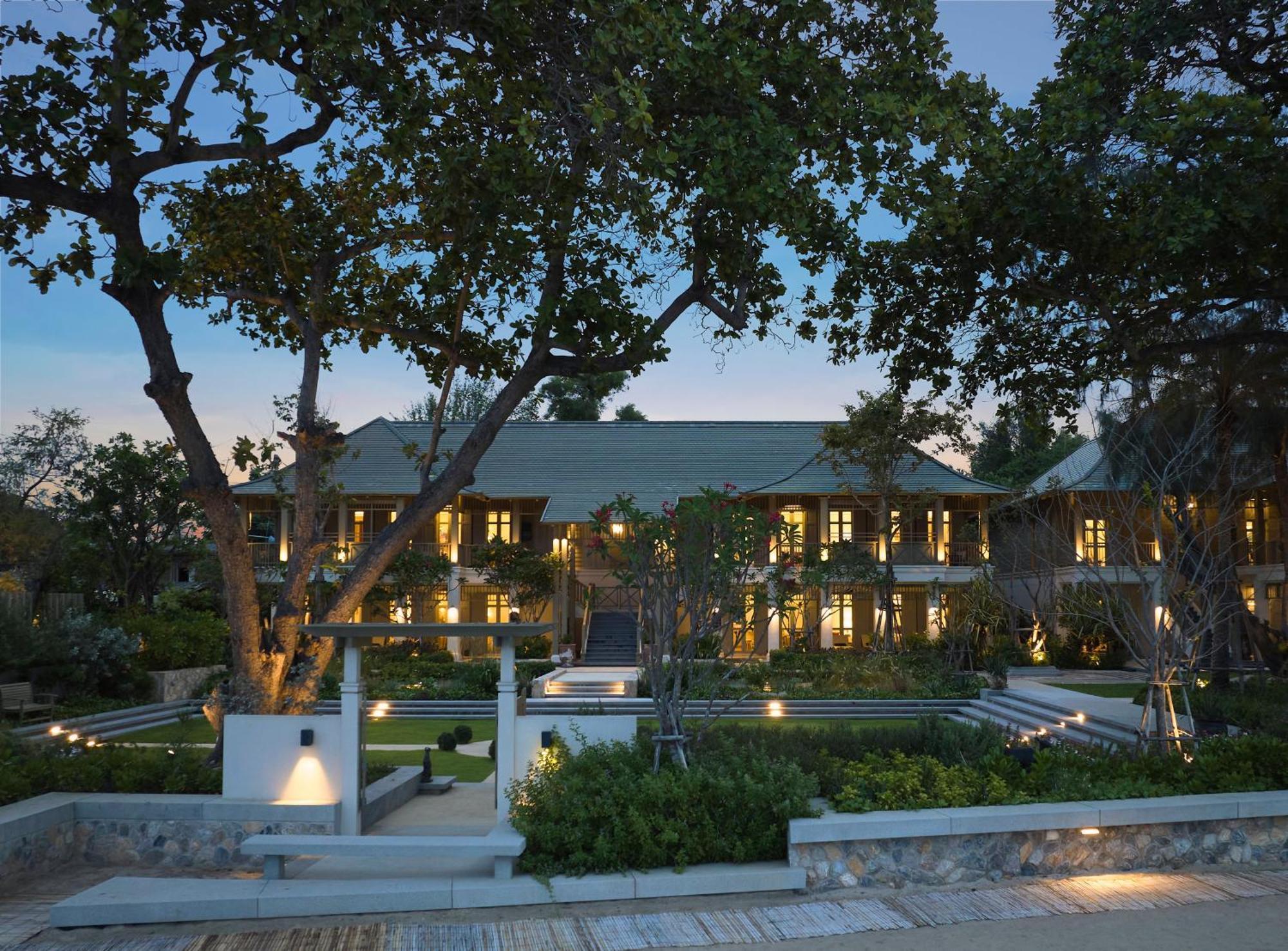 Charras Bhawan Hotel And Residences Hua Hin Dış mekan fotoğraf